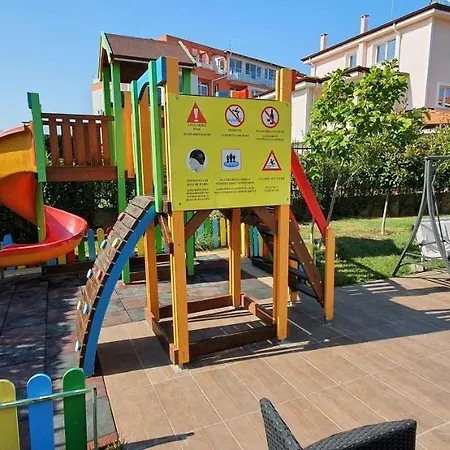 Vp Emilia Romana Apartmán Ravda