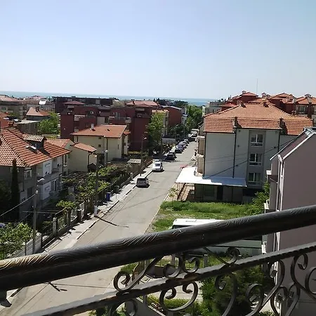 Vp Emilia Romana Apartmán Ravda